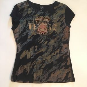 SUZIE IN THE CITY Camouflage tee shirt SZ L
